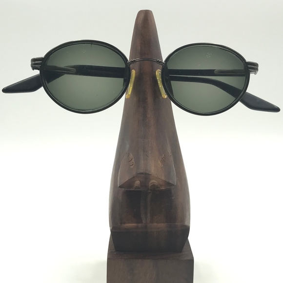 VINTAGE AMERICAN OPTICAL BLACK ROUND SUNNY SHADES - Picture 1 of 8